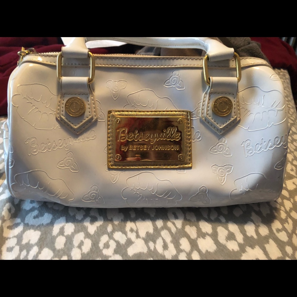 Betsy Johnson White small hand bag